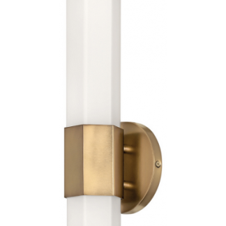 Facet Badeværelseslampe i stål og opalglas H35,6 cm 1 x 12W LED - Messing/Mat opalhvid